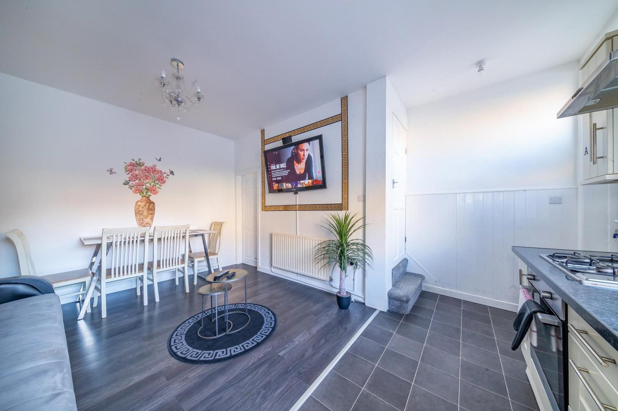 *Ra60G* For Your Most Relaxed & Cosy Stay + Free Parking + Free Fast Wifi * Morley  Exterior photo