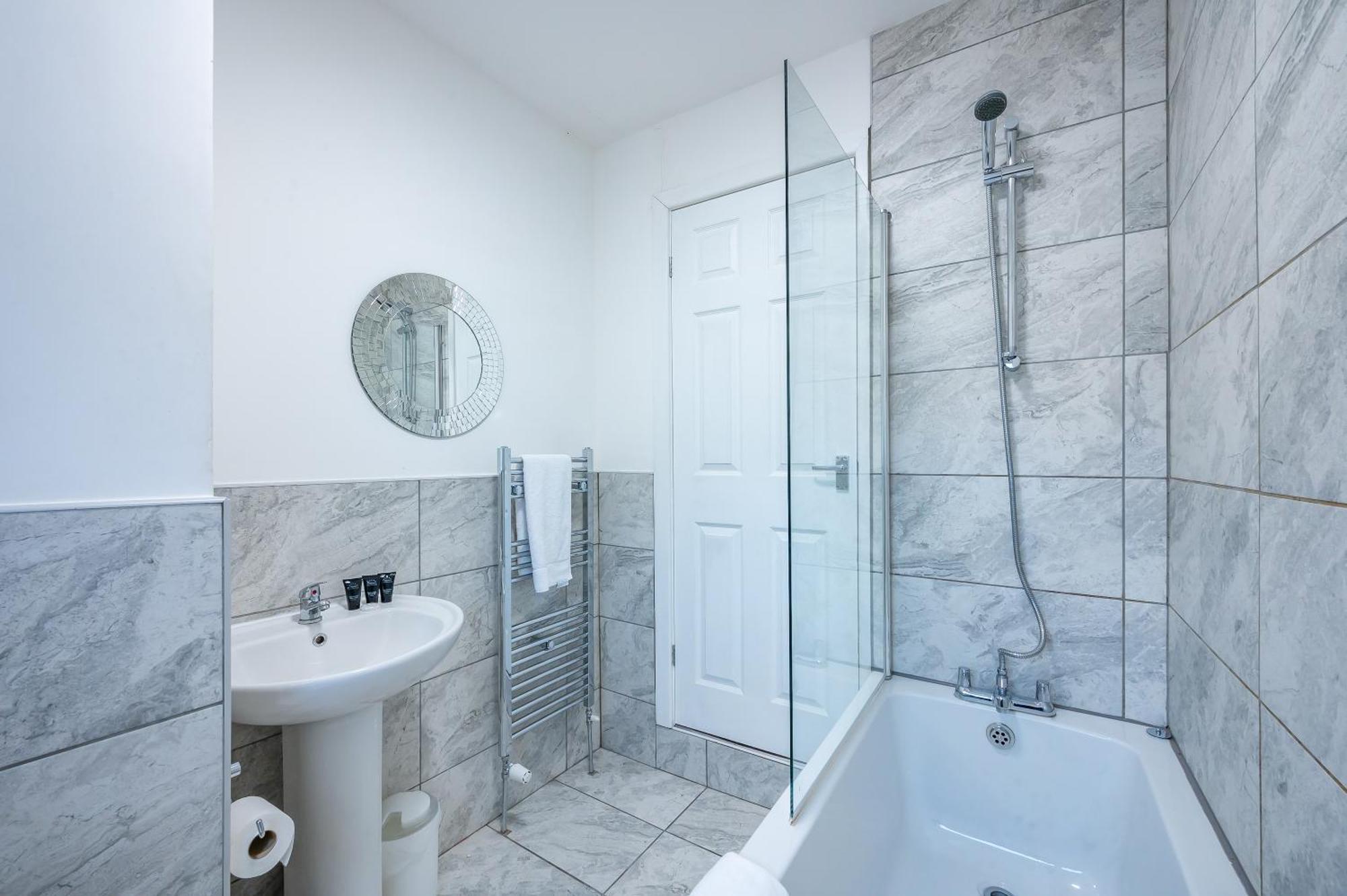 *Ra60G* For Your Most Relaxed & Cosy Stay + Free Parking + Free Fast Wifi * Morley  Exterior photo